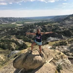 Meet your Posher, Briana